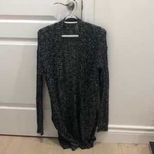 American eagle salt and pepper cardigan with pockets.